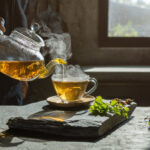 tisane boldo tasse de thé feuilles