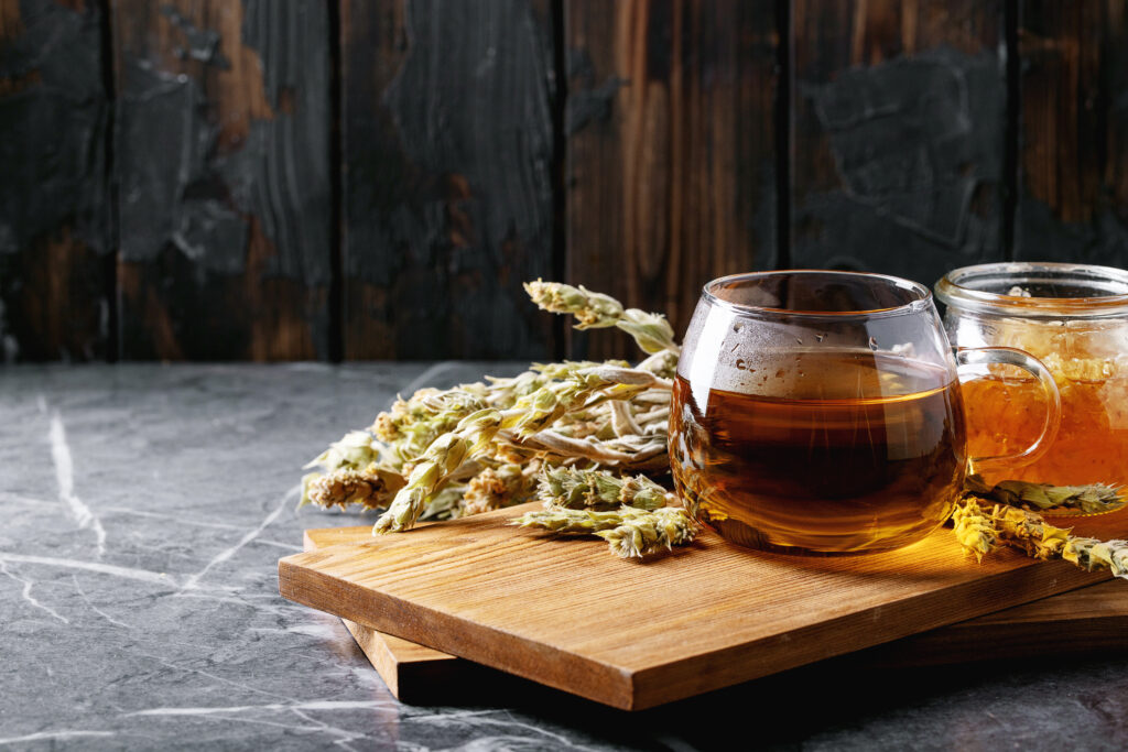 thé grec montagnes tasse de thé plantes
